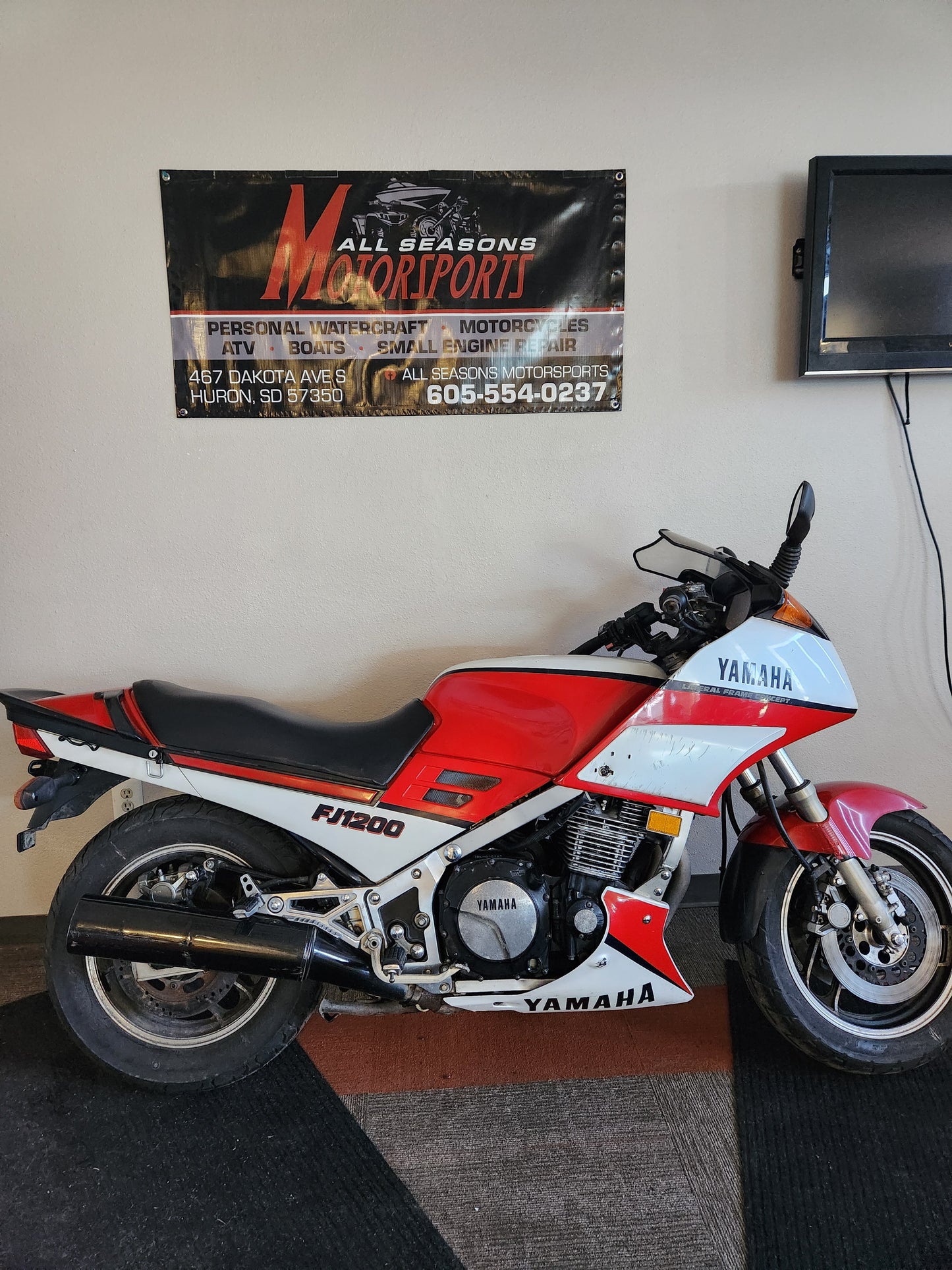 1986 Yamaha FJ1200